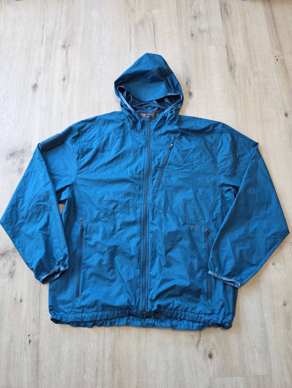 5.11 Tactical Cascadia Windbreaker Packable Jacket Size XL
